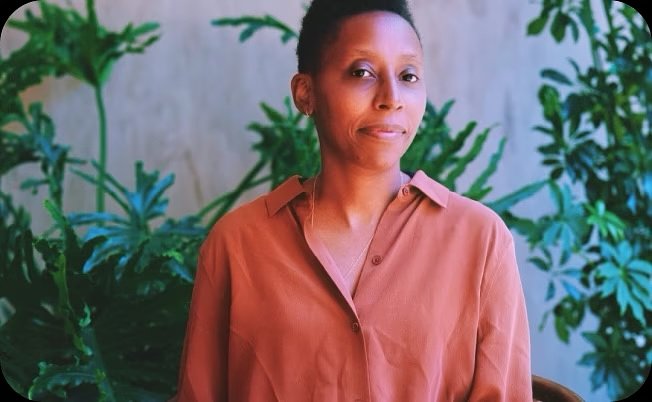 Free.Black.Woman with Aneka