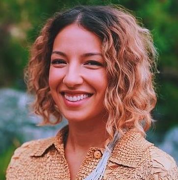 Profile image for Vanessa Lengies